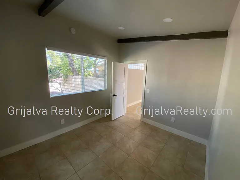 2923 E 10th St Tucson, AZ 85716 — Photo 7