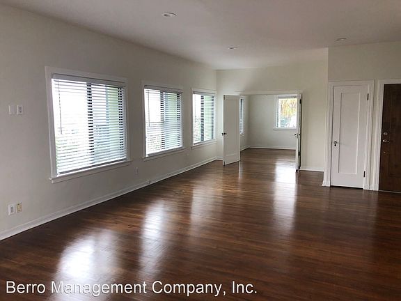 4th image of 1227 E Ocean Blvd APT 401