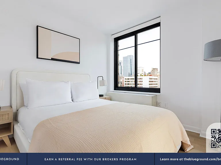 180 W 20th St #14H — Photo 9