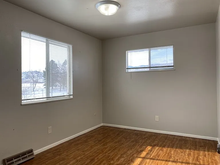 1954 Pecan St #2 — Photo 17