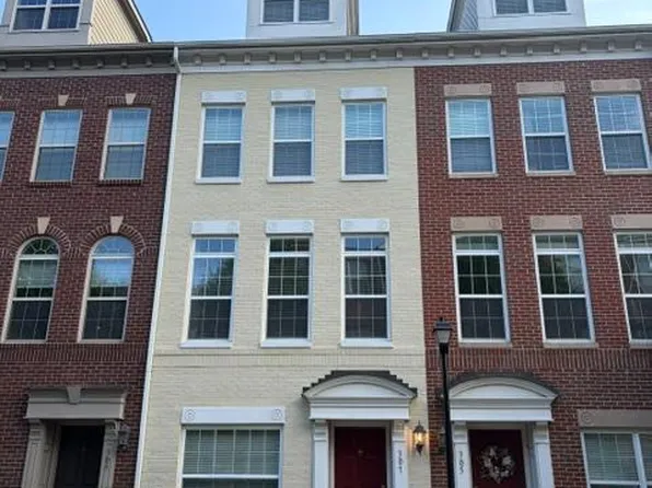 305 N Upton Ct, Arlington, VA 22203