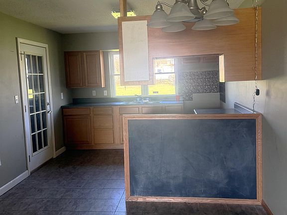 4th image of 453 E Oolitic Rd