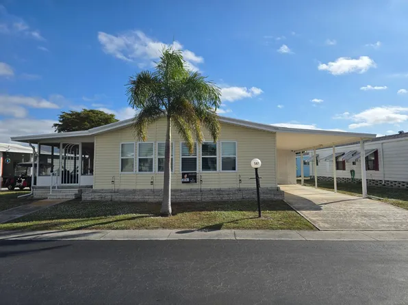 587 Sunrise Ln, North Fort Myers, FL 33903