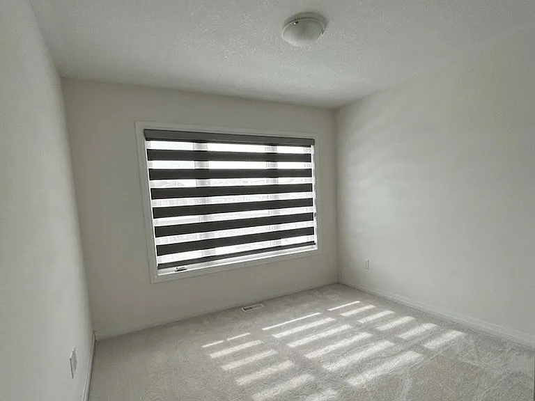 454 Robert Woolner St — Photo 4