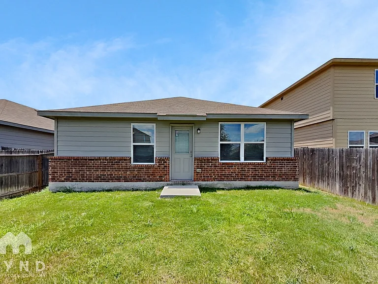 12920 Cicely Ct — Photo 17