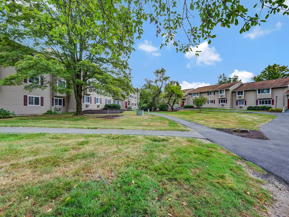 Applewood Acres