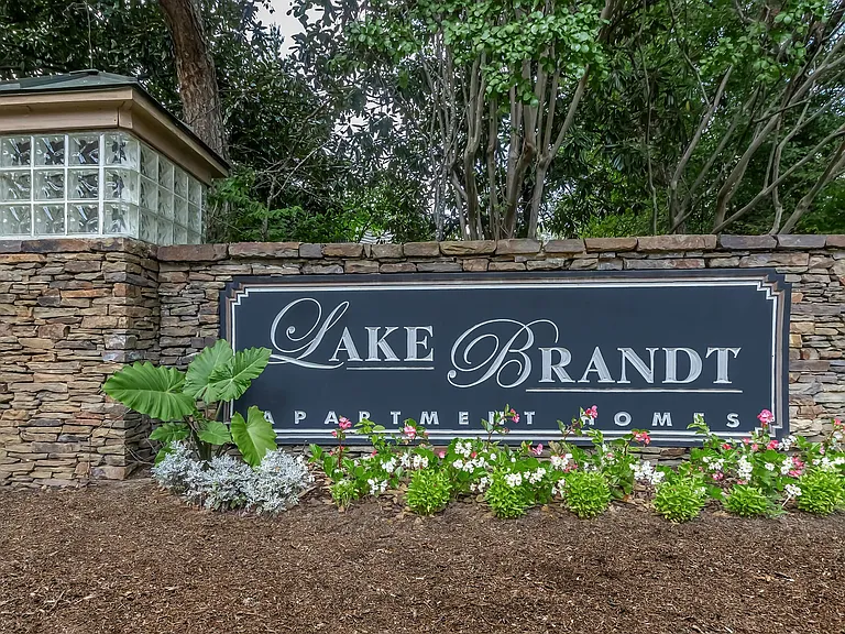 Lake Brandt Apartments — Photo 29