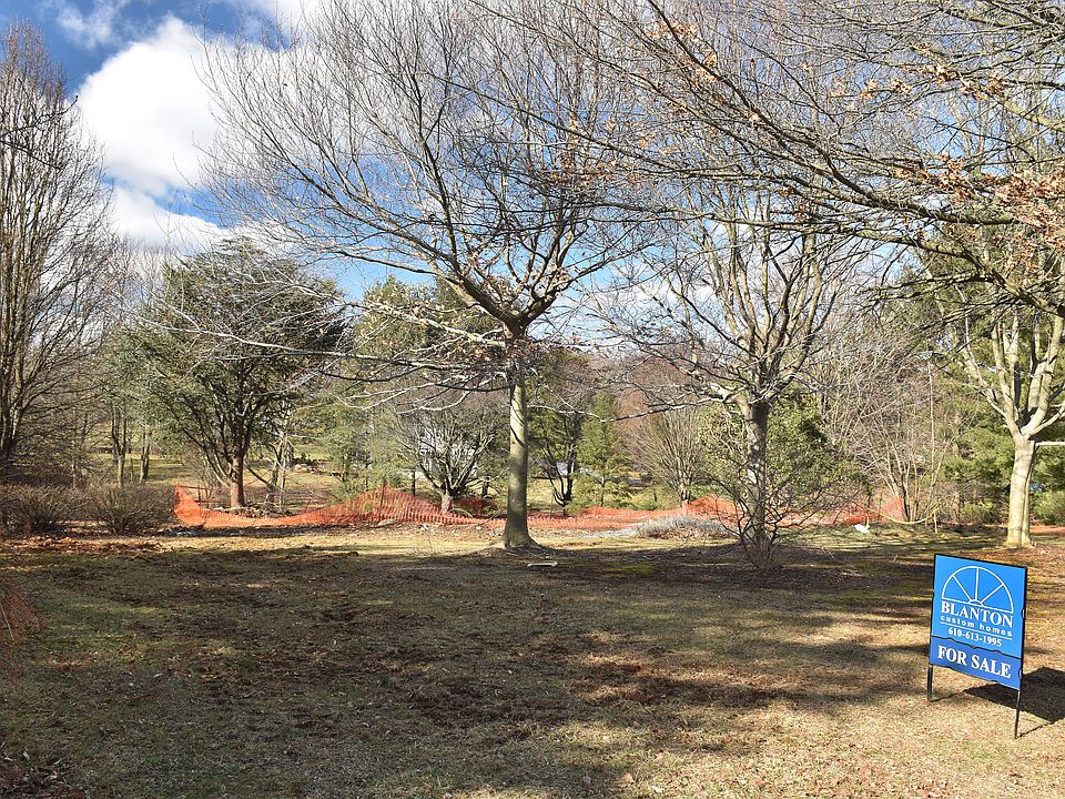 2nd image of 87 Carter Way