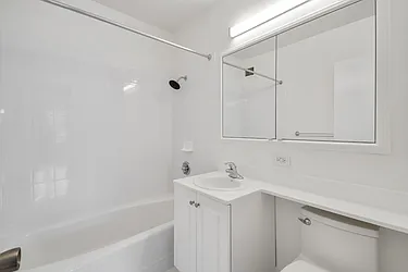 Rented by Manhattan Realty Group