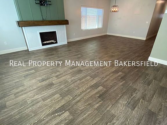 4th image of 9719 Silver Falls Ln