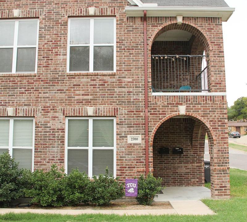 1st image of 2702 McCart Ave