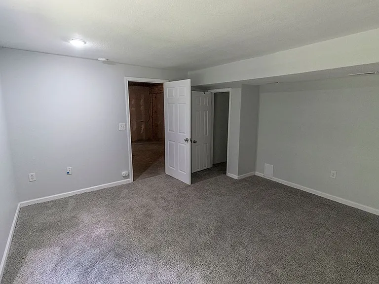 5318 Godas Cir — Photo 27