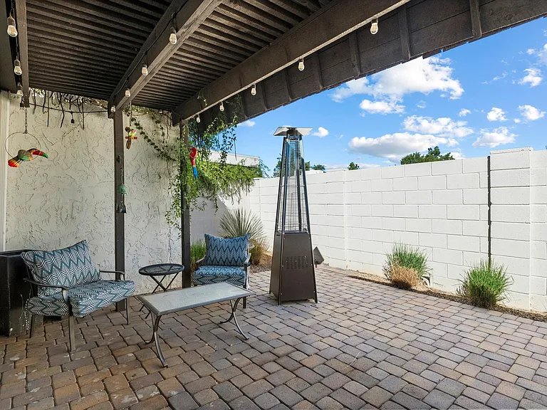 7005 N Barbados Pl — Photo 37