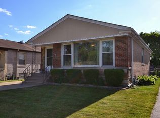 9116 S Central Park Ave, Evergreen Park, IL 60805