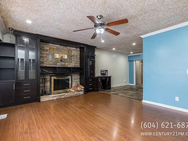 2088 Majestic Cres #UPPER — Photo 11