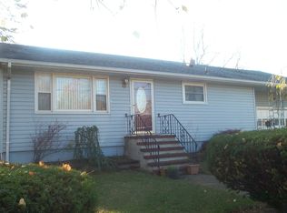 102 Ambrose St, Somerset, NJ 08873