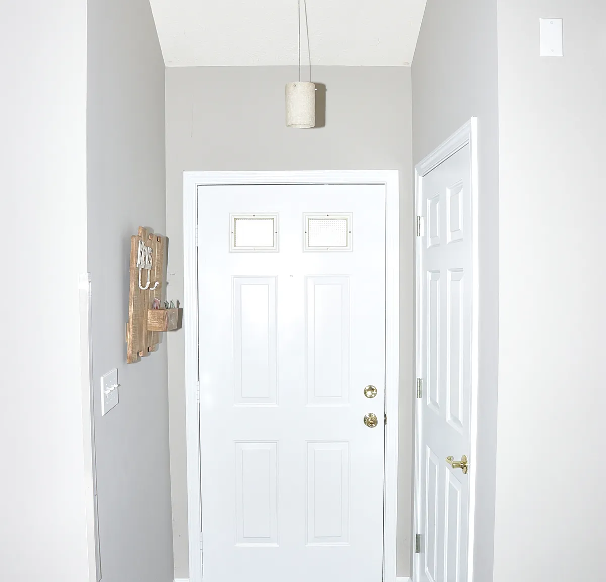 2 bed, 1.5 bath, 1296 sqft, $1,800 — Photo 3