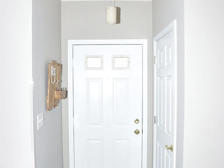 8362 Enclave Blvd — Photo 3
