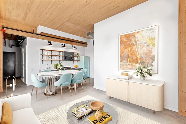 Rented by Greystar | media 3