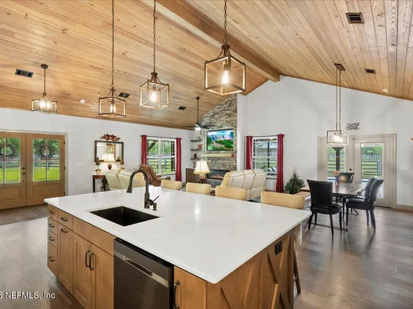 1330 GA-110, Woodbine, GA 31569