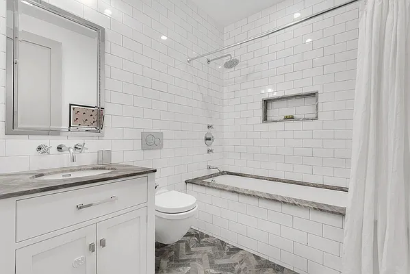 Sold by Compass | media 8