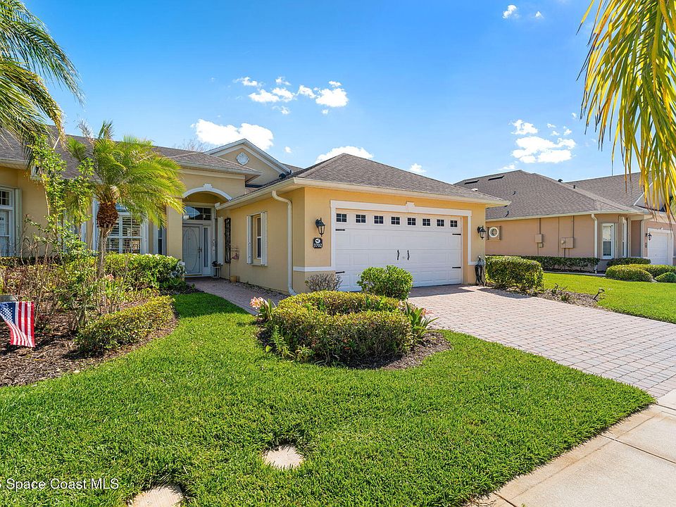 1st image of 3702 Carambola Cir