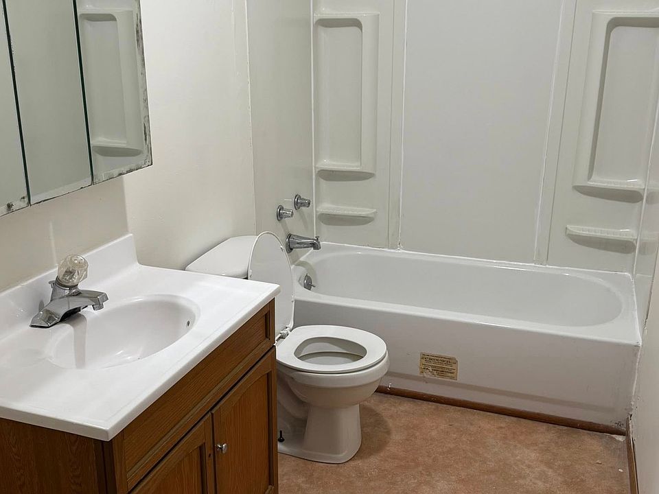 1st image of 3265 Whittier St