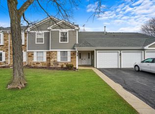 608 Hanover Ct Unit Z1, Schaumburg, IL 60194