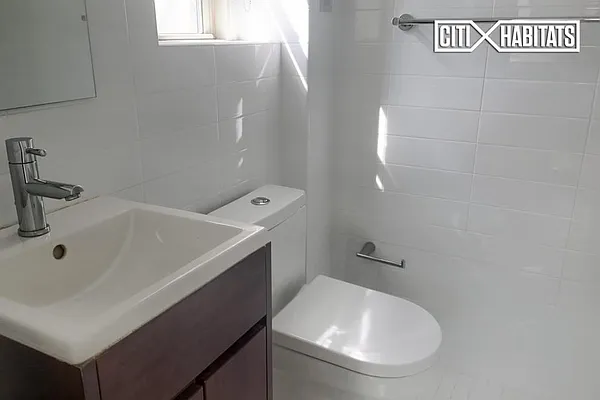 Rented by Citi Habitats | media 8