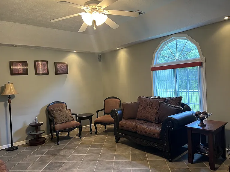 Living area 1