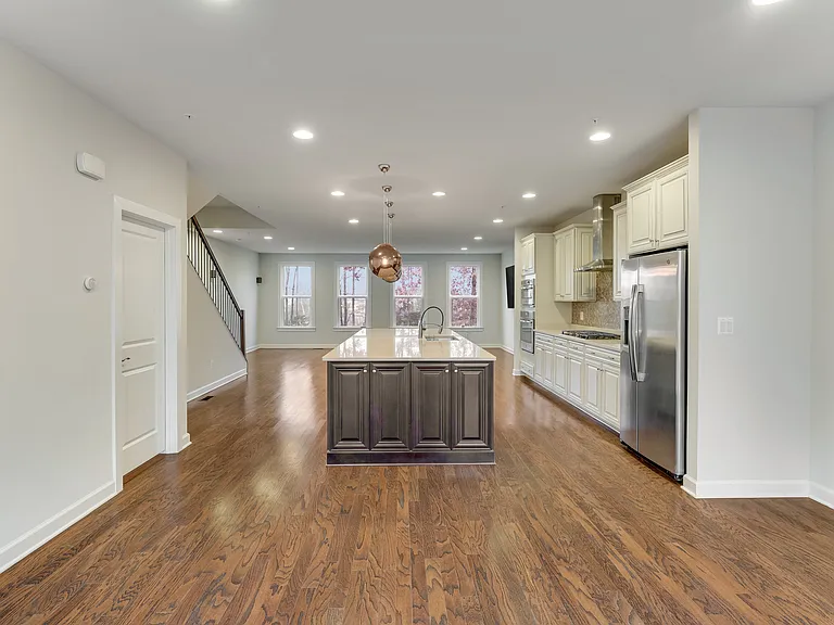 43366 Apple Orchard Sq — Photo 15