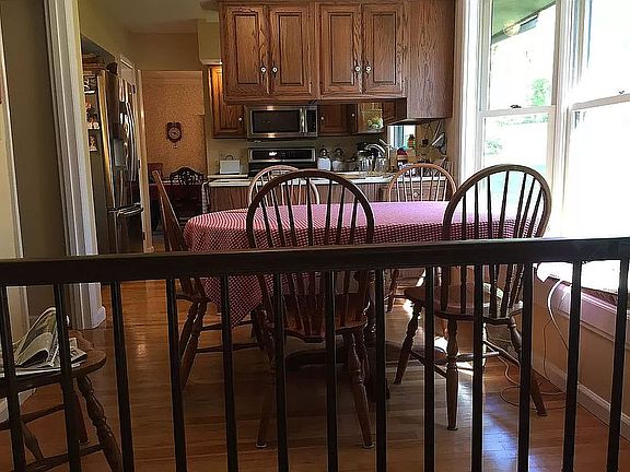 4th image of 17631 Cobblestone Ct