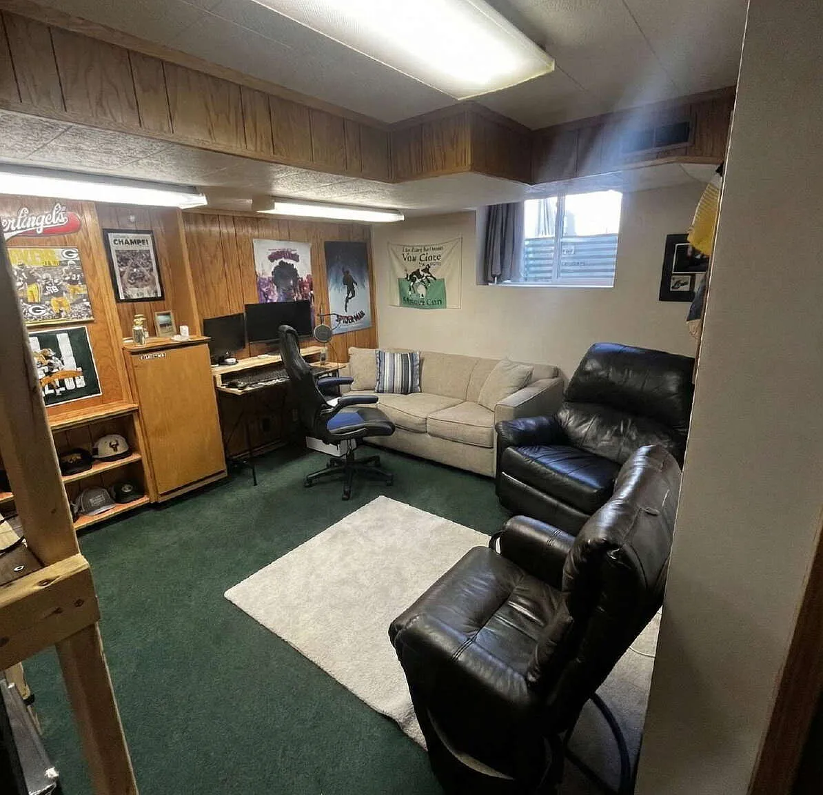 1 bed, 1.0 bath, 400 sqft, $695 — Photo 2