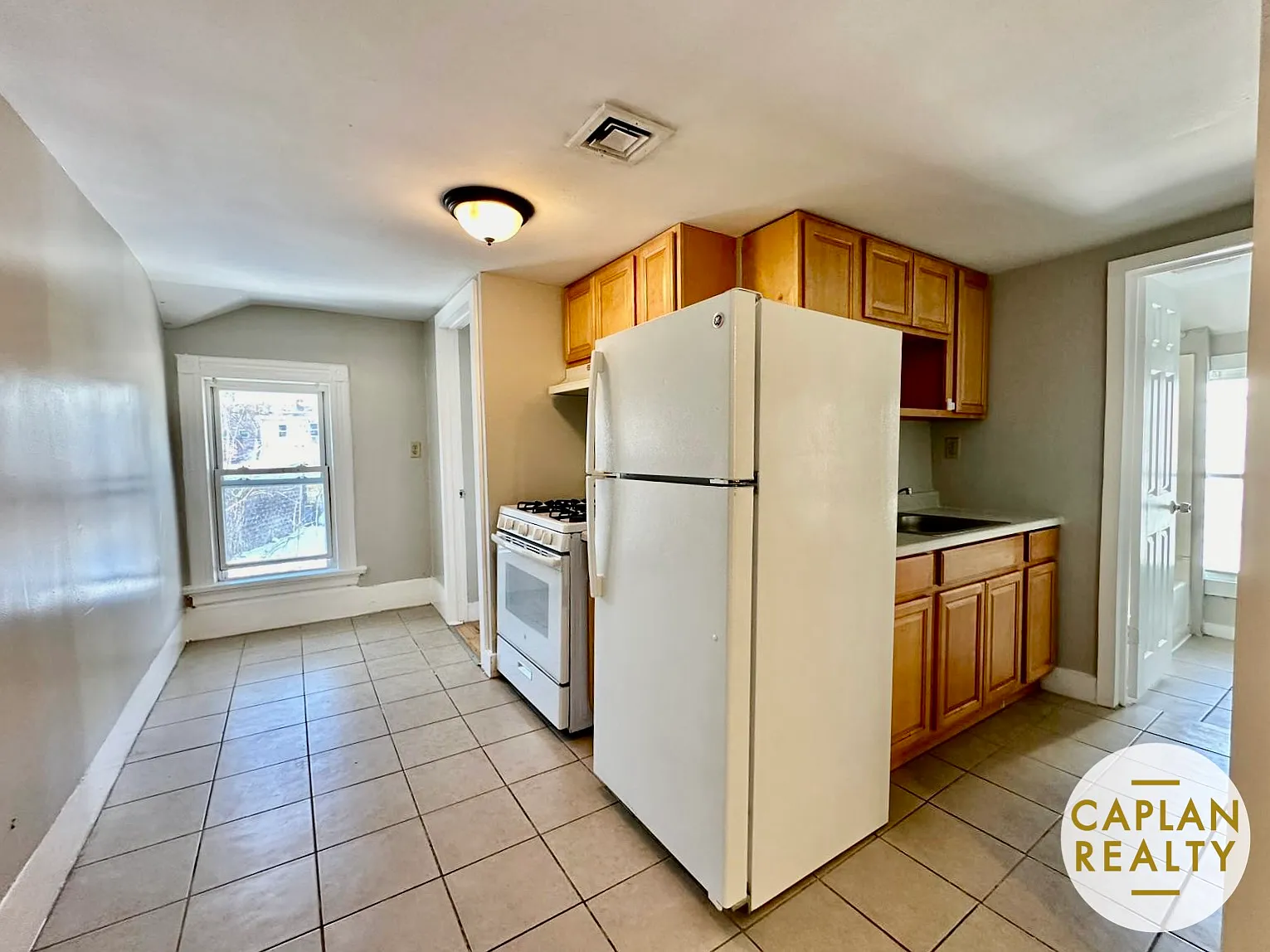 2 bed, $1,695 — Photo 4
