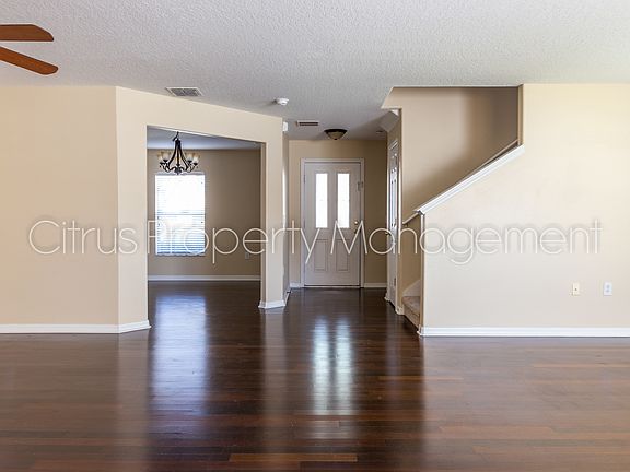 3rd image of 321 Winter Nellis Cir