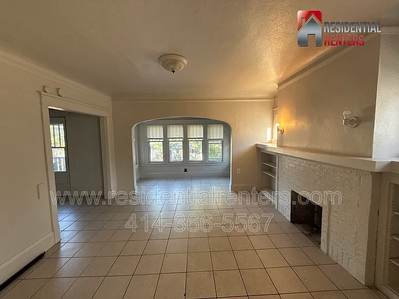 2 bed, 1.0 bath, 1150 sqft, $1,050 — Photo 2