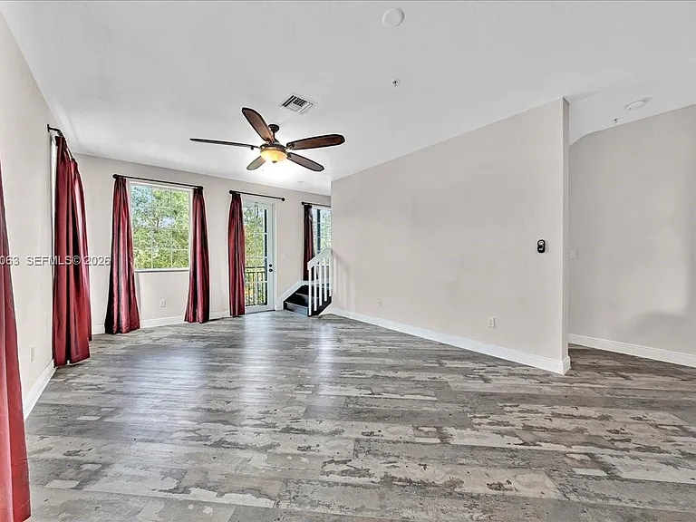 995 SW 147th Ave #2514 — Photo 7