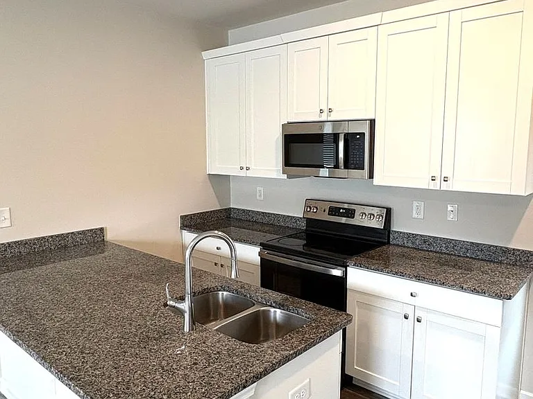 116 Dogwood Village Trl #A — Photo 2
