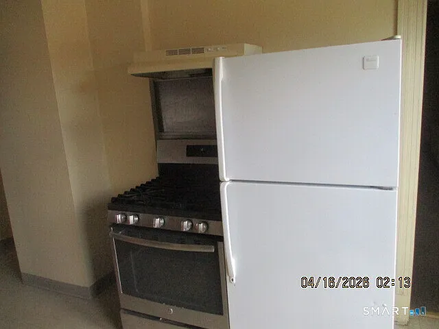 1720 E Main St #1 — Photo 5