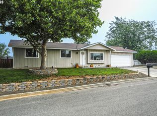 221 E 21st St, Goldendale, WA 98620