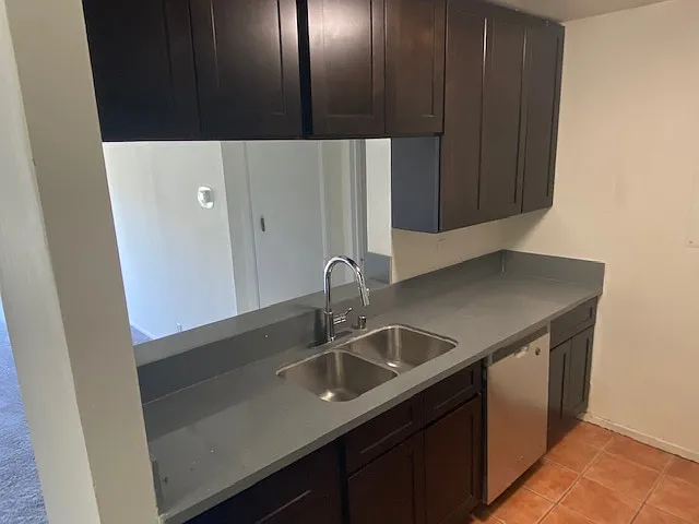5460 White Oak Ave #K208 — Photo 18