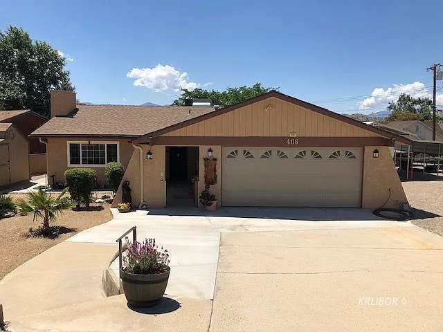 406 Panorama Dr photo 1