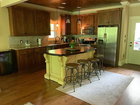 5th image of 84 Live Oak Point