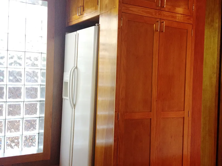 Kitchen refrigerator