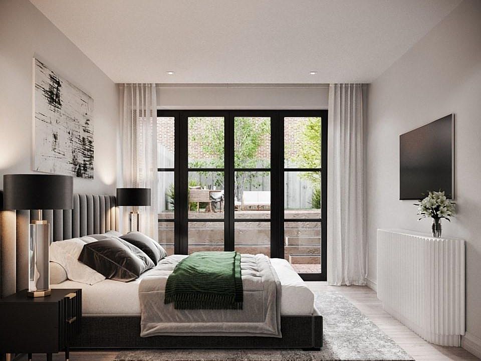 2nd image of 112 Charles St #1
