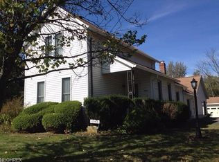 6945 Center Rd, Valley City, OH 44280