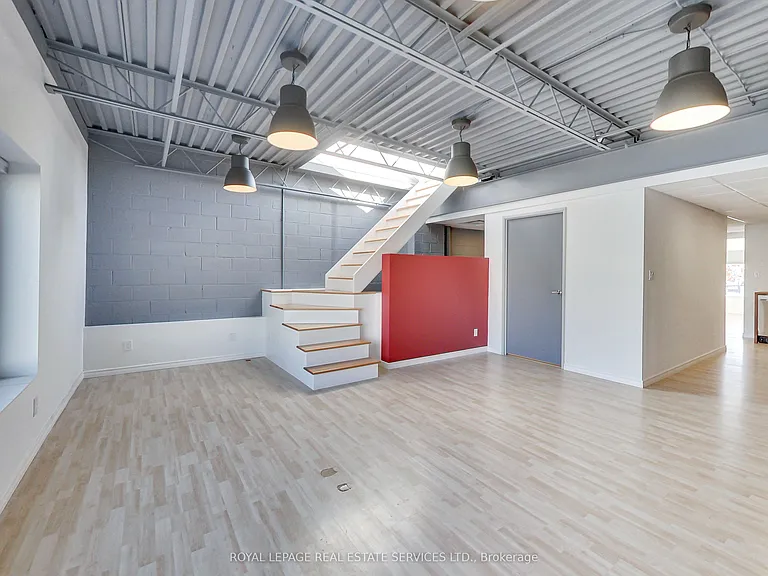 300 New Toronto St #7 — Photo 6