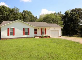 2831 Hinson Rd, Woodlawn, TN 37191