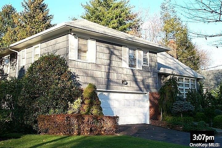 1st image of 932 Carol Avenue