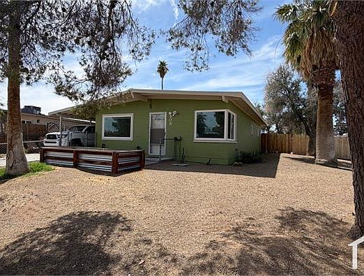 1st image of 909 Elko Way